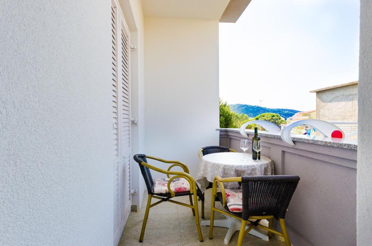 לופאר Apartments Ruza-Rajska Beach מראה חיצוני תמונה