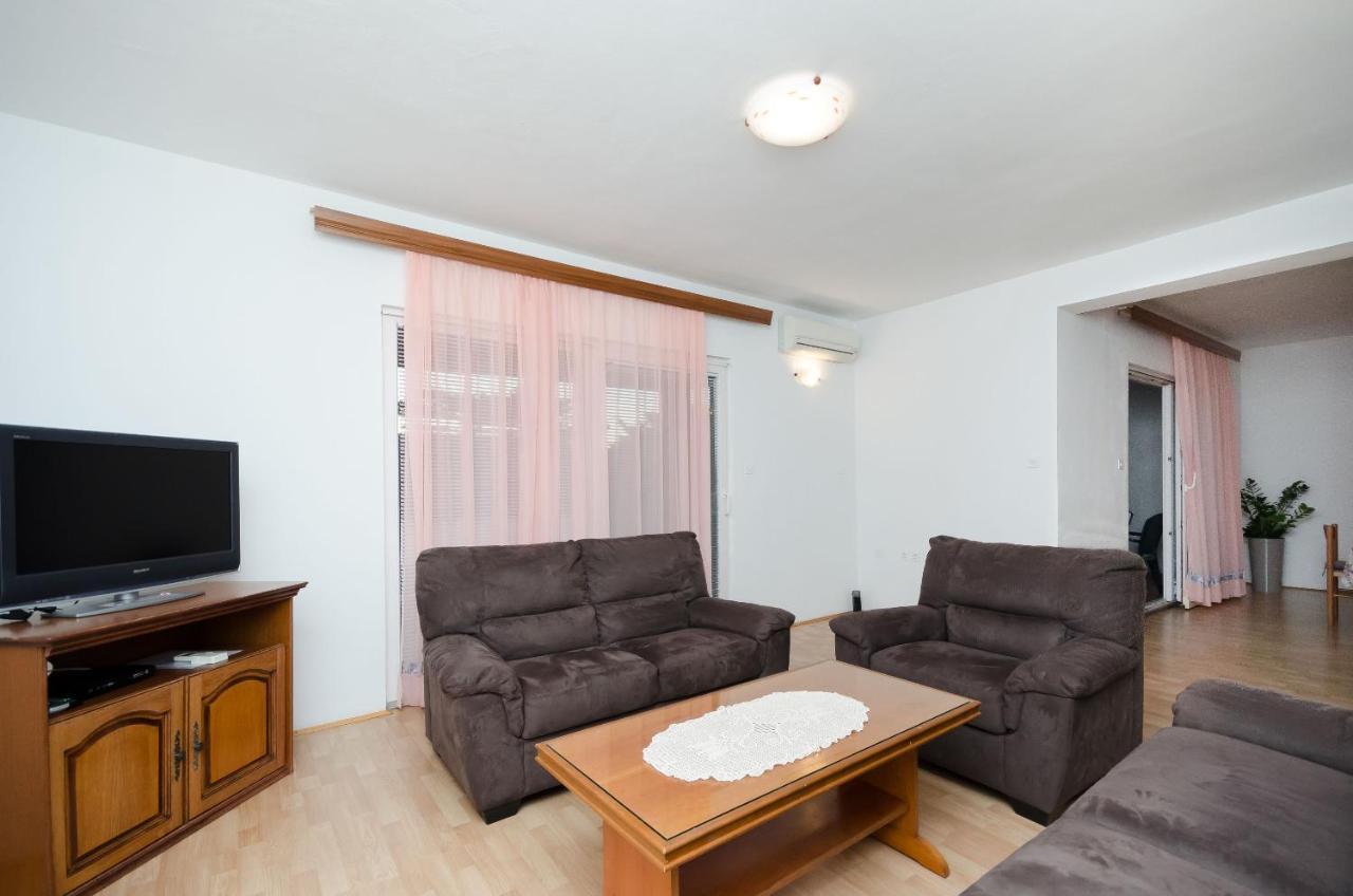 לופאר Apartments Ruza-Rajska Beach מראה חיצוני תמונה